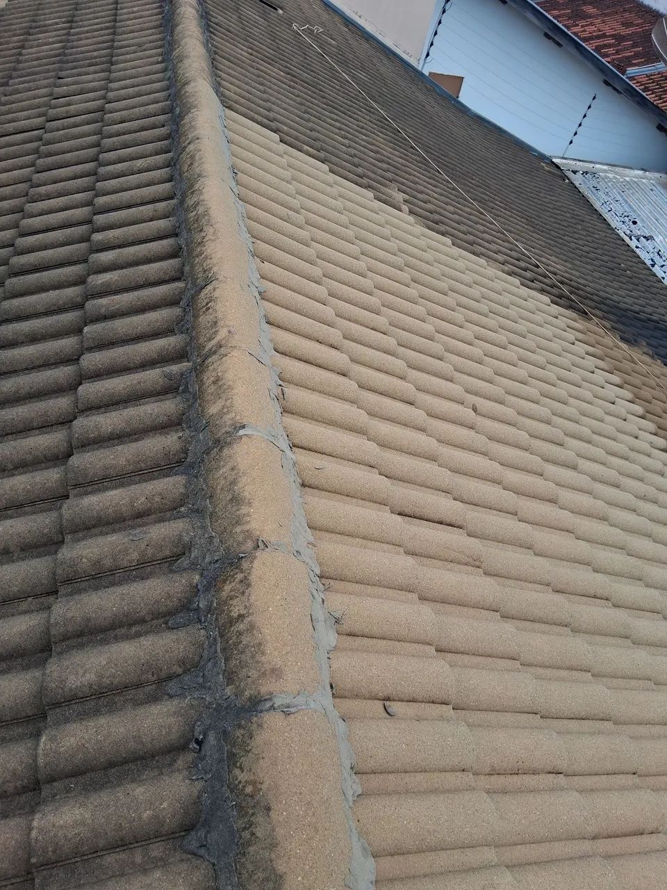 Limpeza e pintura de telhado - Foto 2