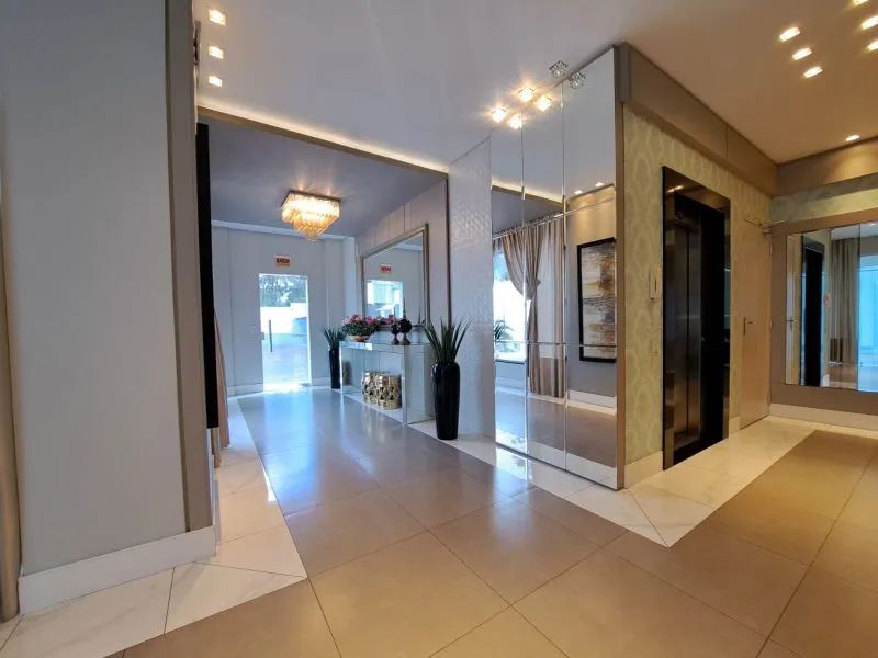 Apartamento de Alto Padrão - Foto 2