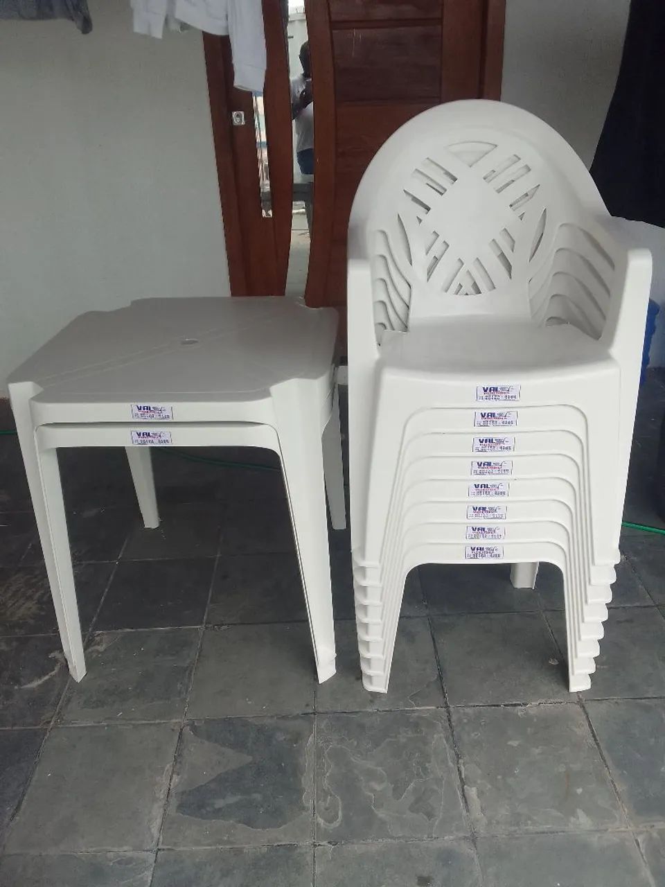 mesas e cadeiras  - Foto 2