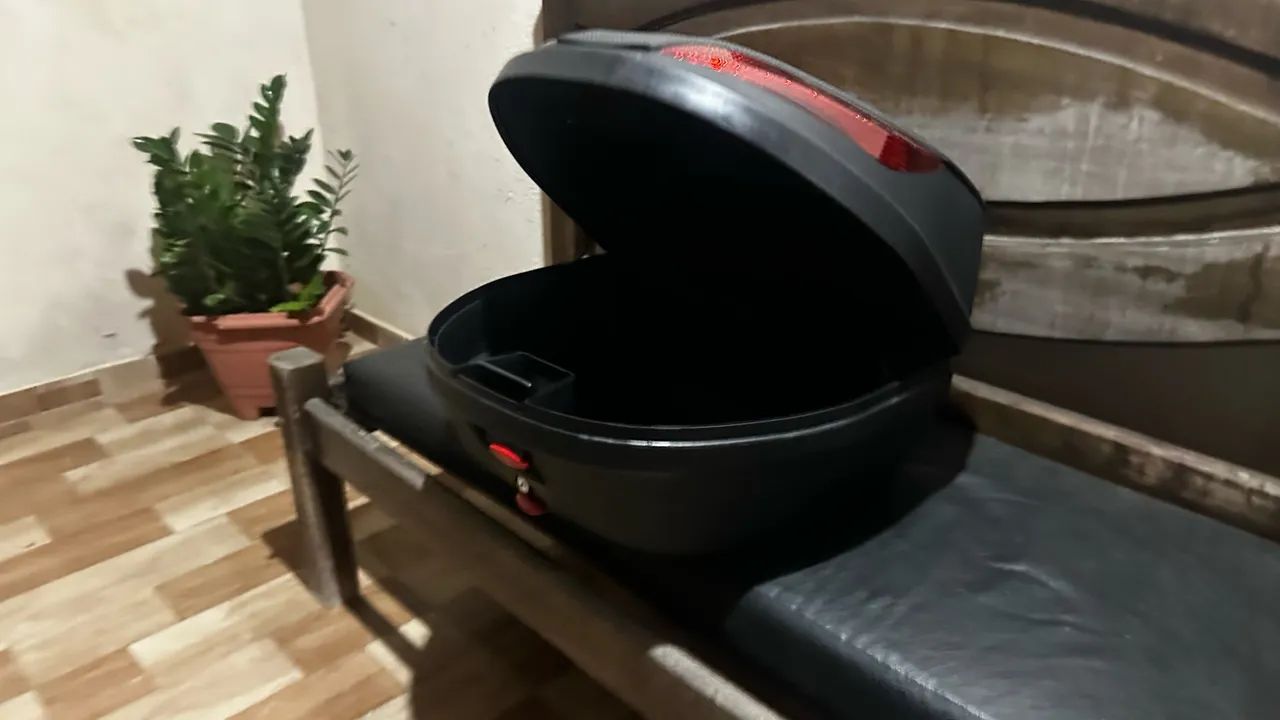 Baú 52L pro trok - Foto 3