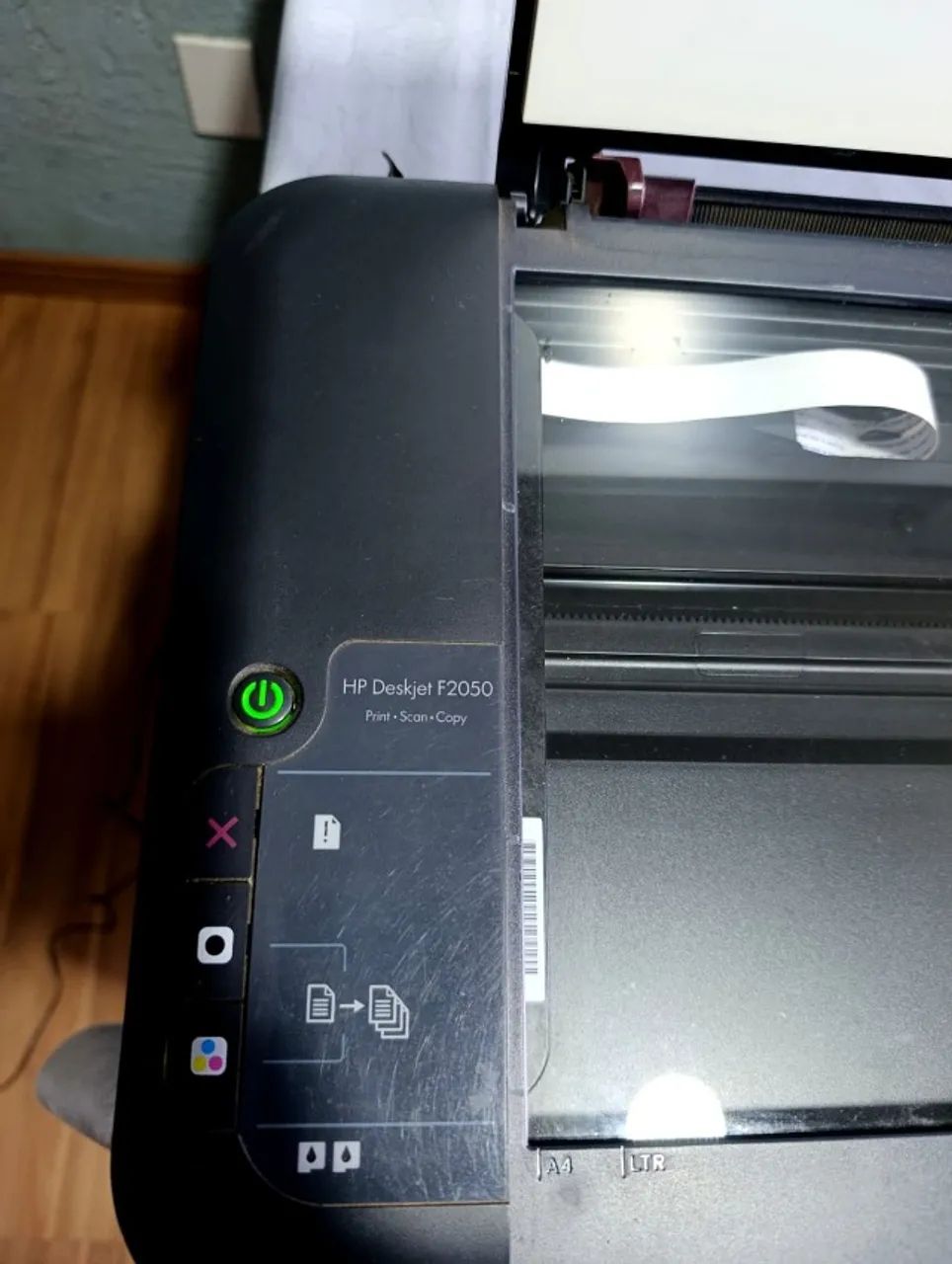 HP Deskjet 2050 - Foto 3