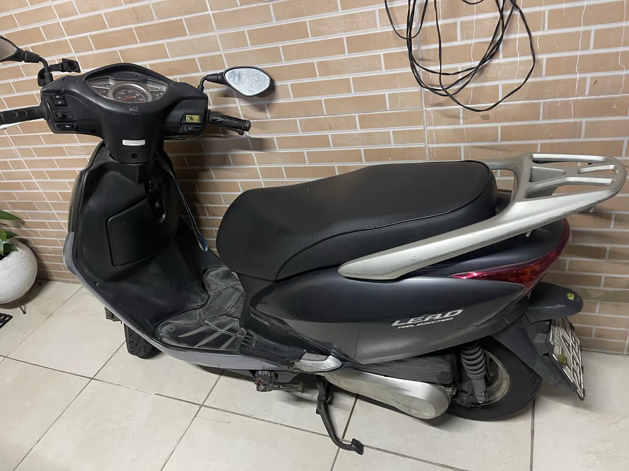 ☆値下げ☆ O 2305-767 HONDA LEAD 110CC エンジン動作確認済み　走行距離10621km 譲渡手続き、費用はお客様でお願いします。 リード110/ホンダの新車・中古バイクを探すなら｜ウェビック バイク選び