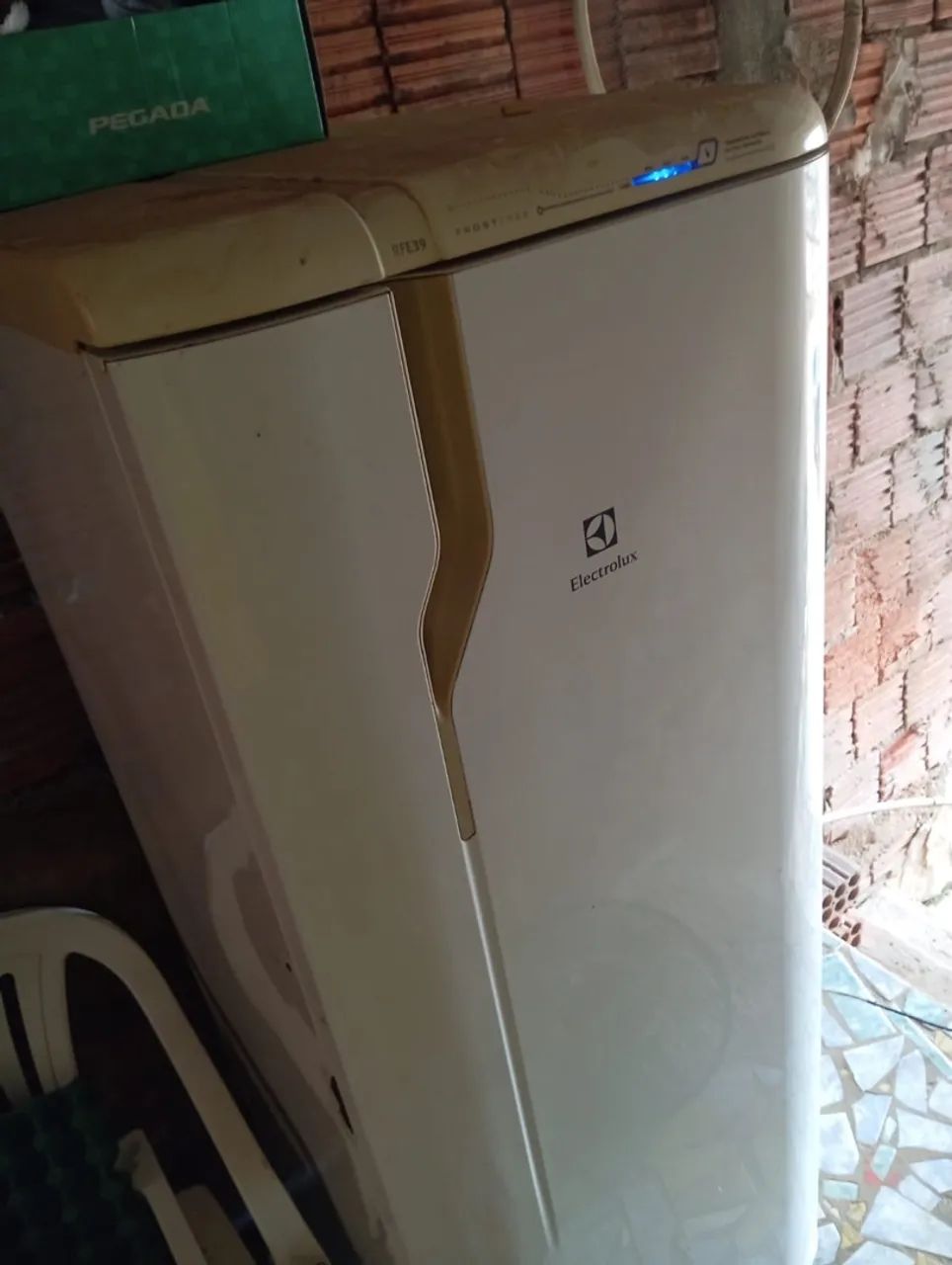 Vendo geladeira Electrolux  - Foto 3