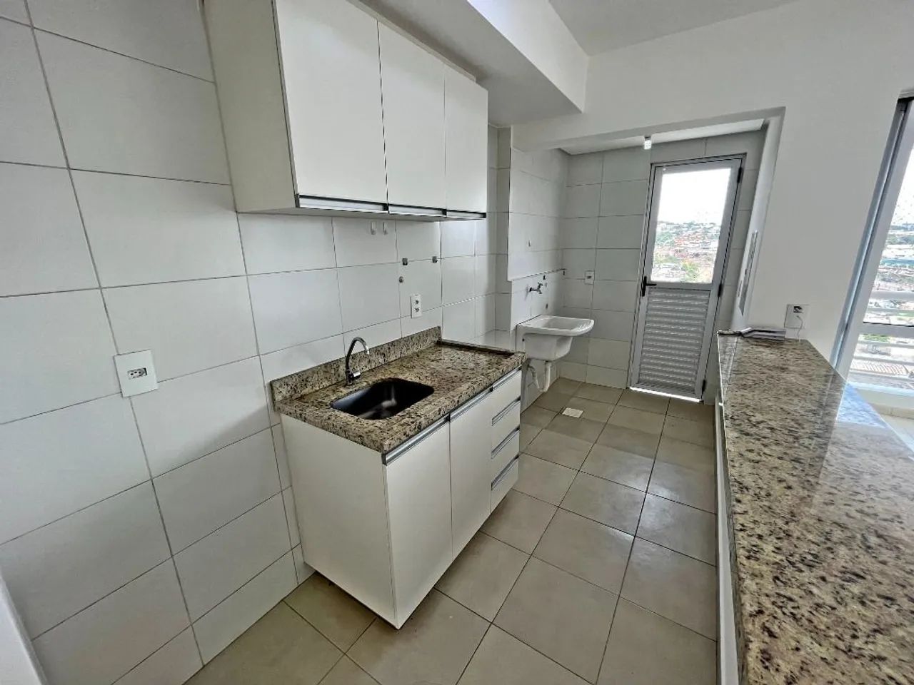 Apartamento 3 suítes- Bairro São Francisco - Foto 2