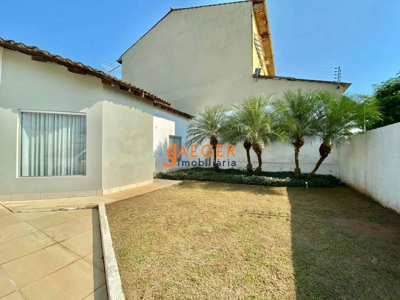 Lindíssima Casa em Excelente Localização - Foto 3