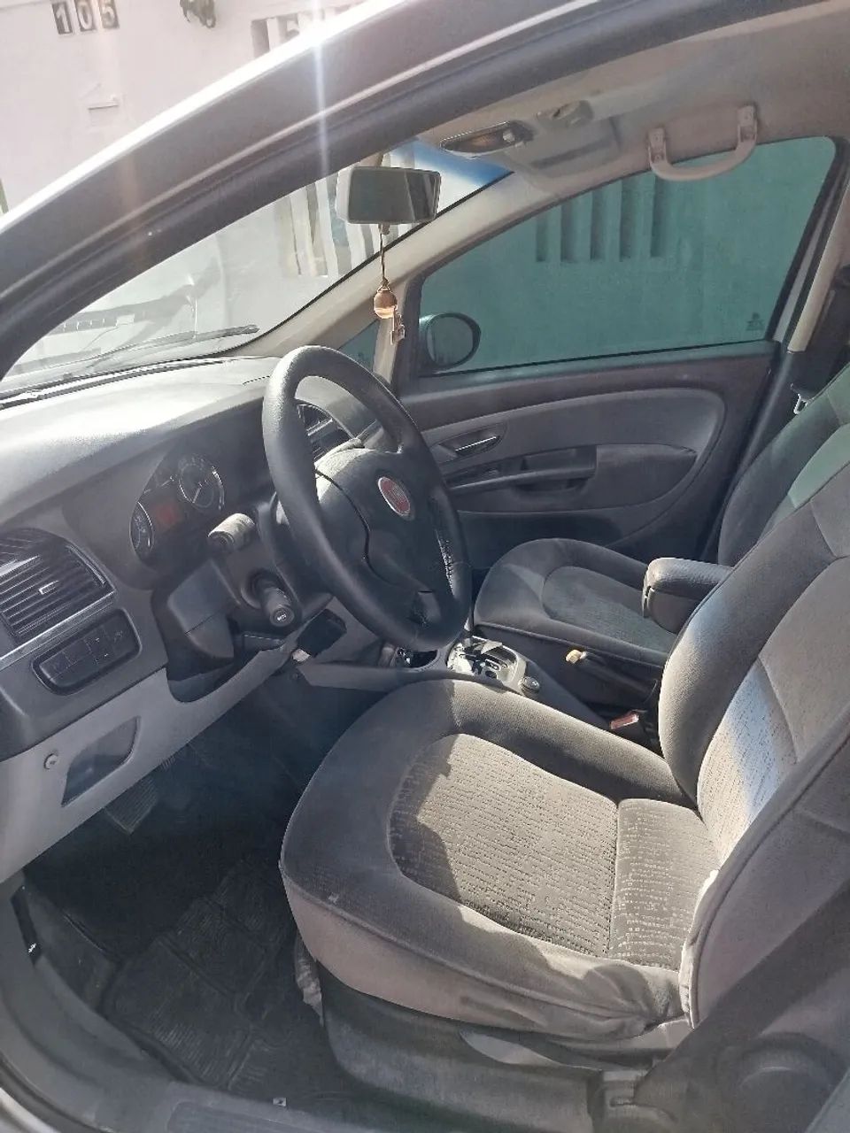 Fiat Linea Essence Dualogic 1.8 Flex 16V 4P 2012 - Foto 4