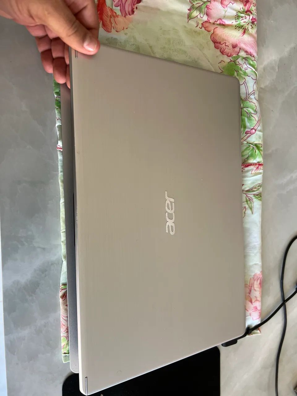 Vende-se notebook Acer i5  - Foto 2