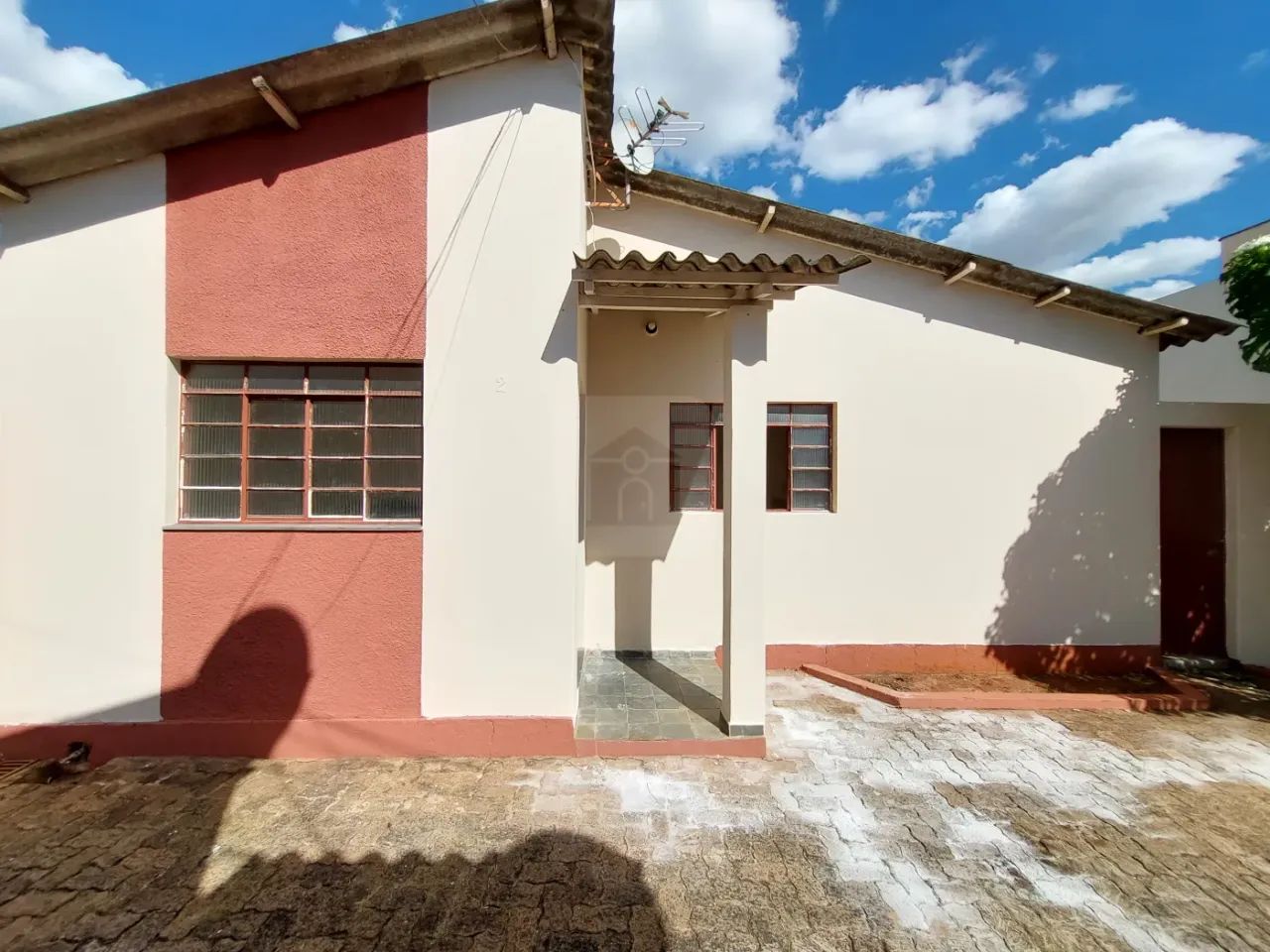 Casa Padrão em Uberlândia - Foto 2