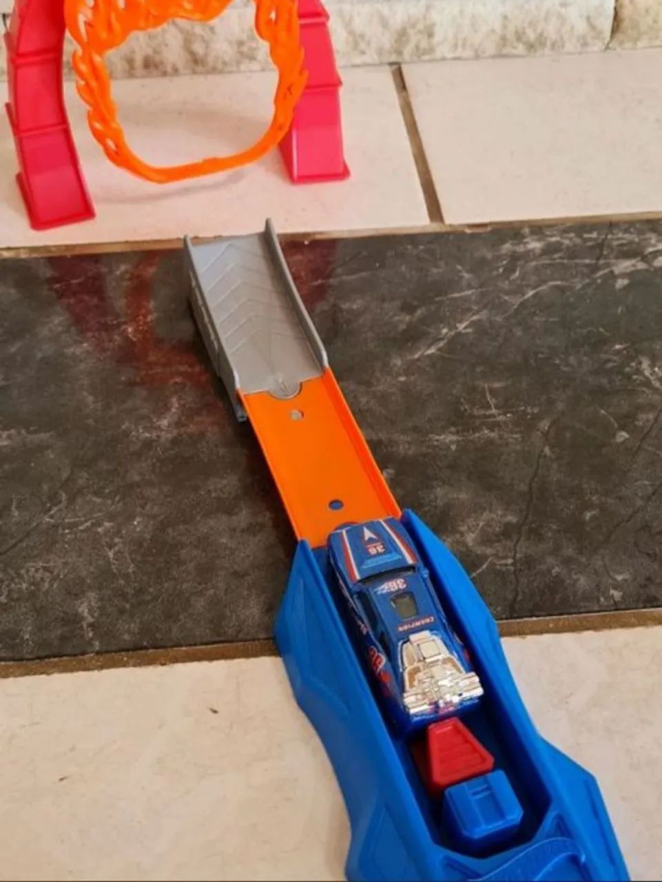 Pista bombeiros, loop, manobra e delegacia hot wheels  - Foto 4