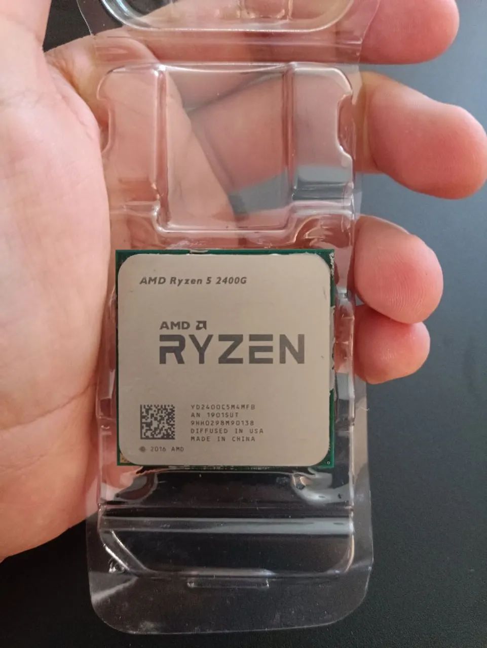 Ryzen 5 2400G - Foto 2