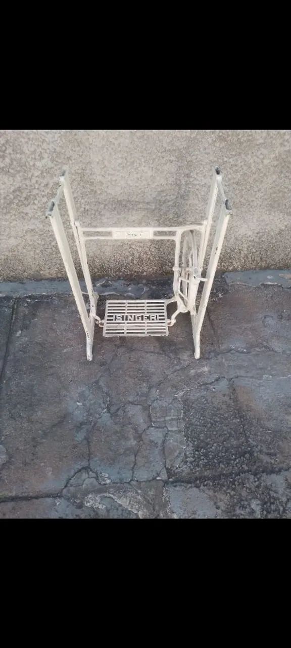 Máquina de costura - base
