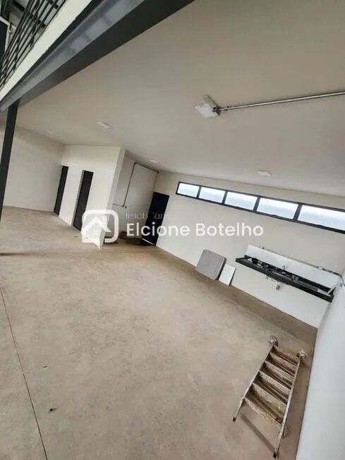 Galpão comercial à venda, metragem de 250m² com localização privilegiada - Foto 5