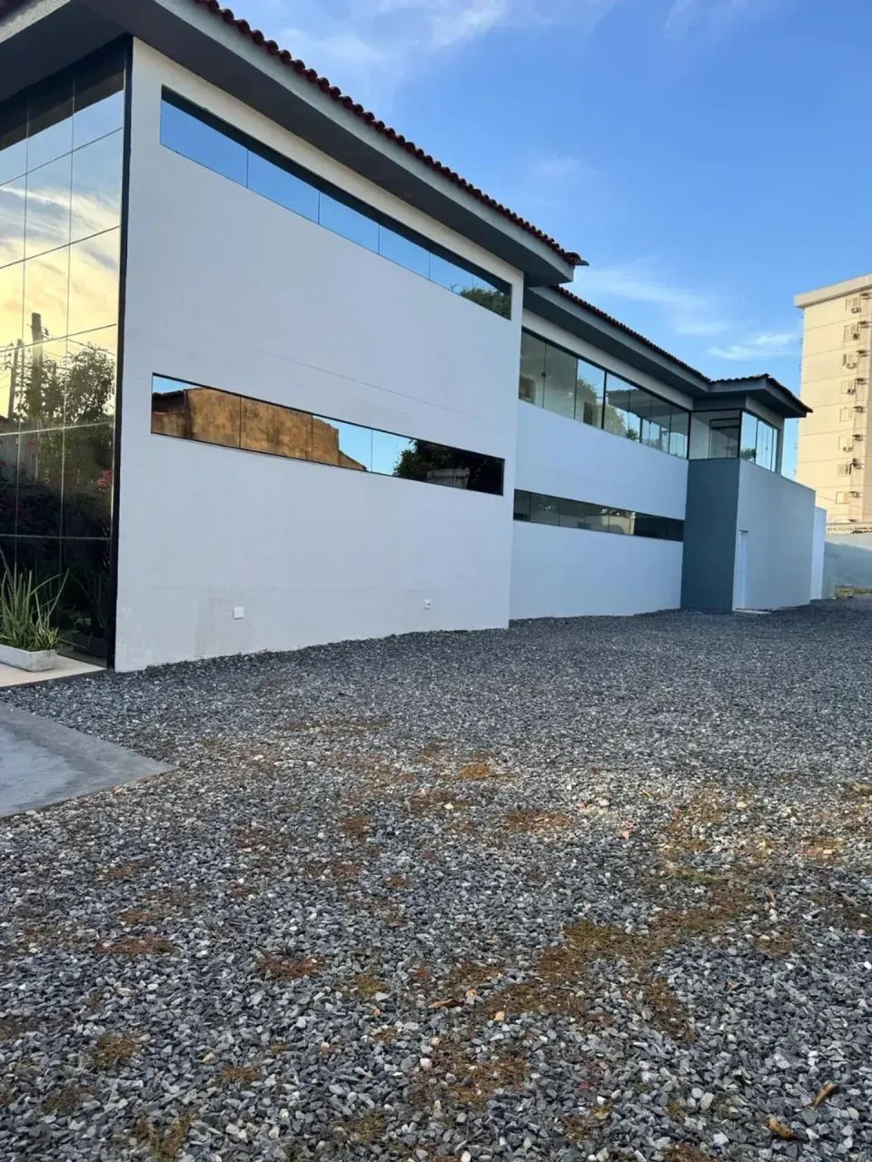 PONTO COMERCIAL C/ 11 SALAS SEPARADAS, PREDIO NOVO, REGIÃO DO ARAES E AV CPA C/ MT, COMÉRC - Foto 2