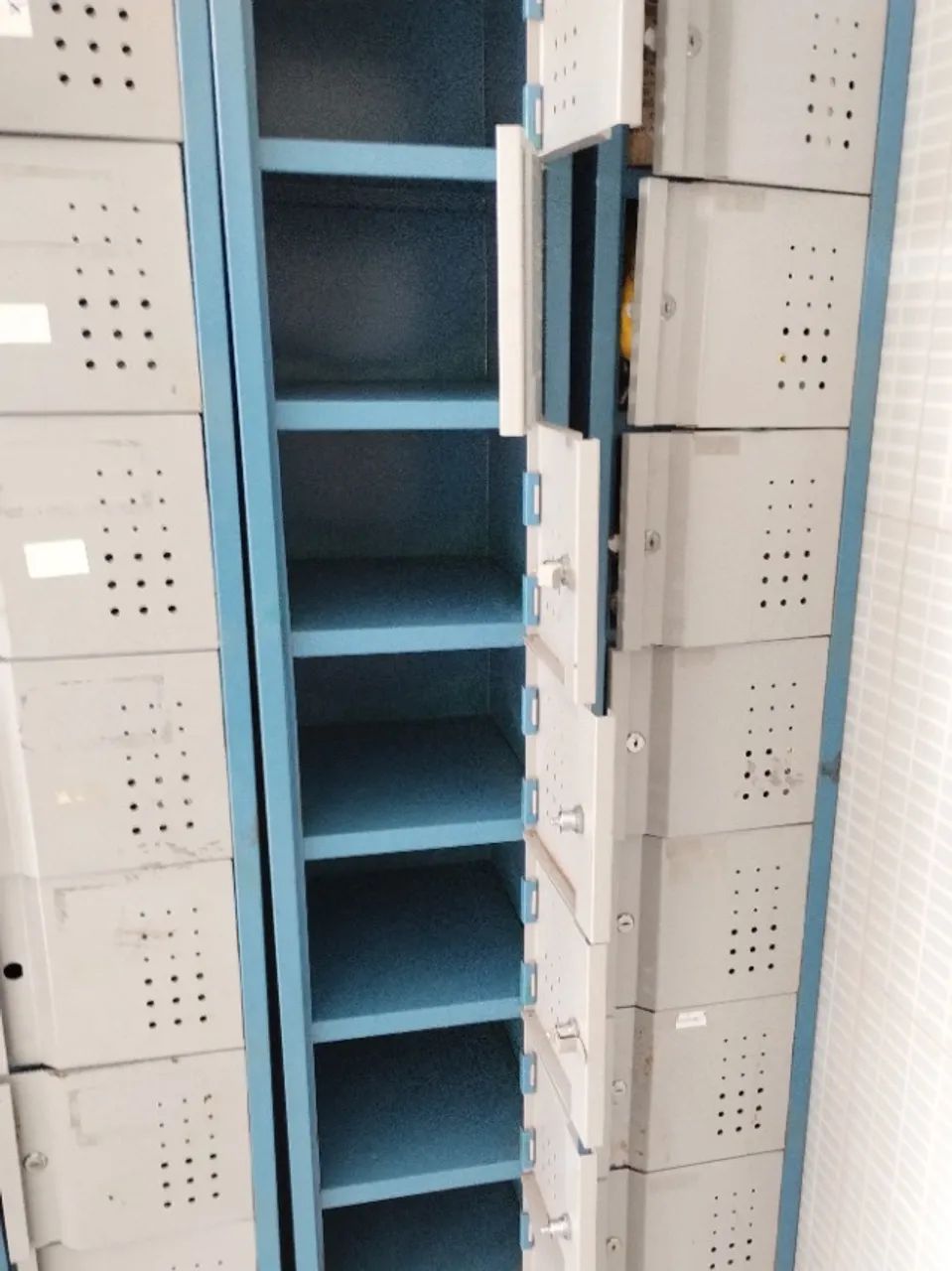 Armário em aço 