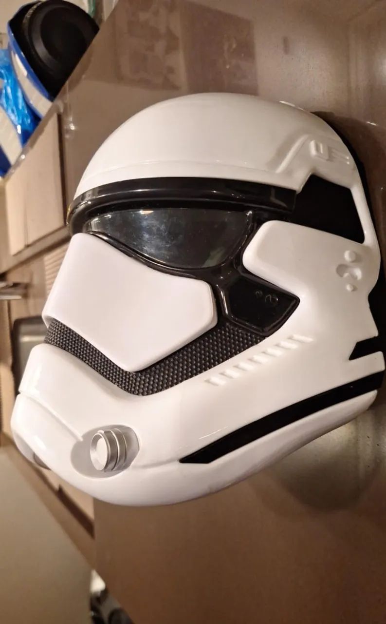 Mascara Star Wars Colecionável Disney - Foto 3