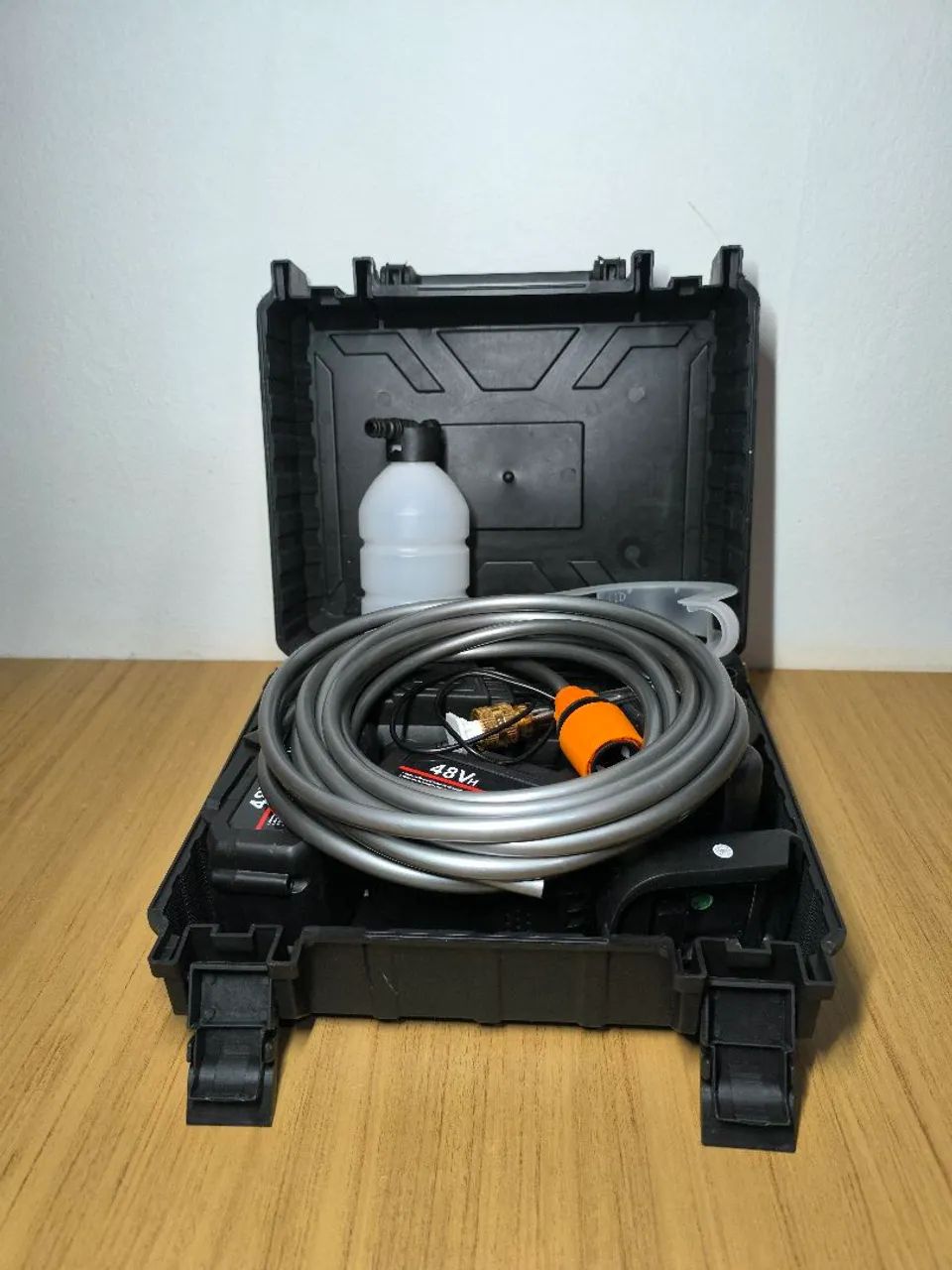 Lavadora Lava Jato Portátil Pressão 2 Baterias + Maleta - Foto 5
