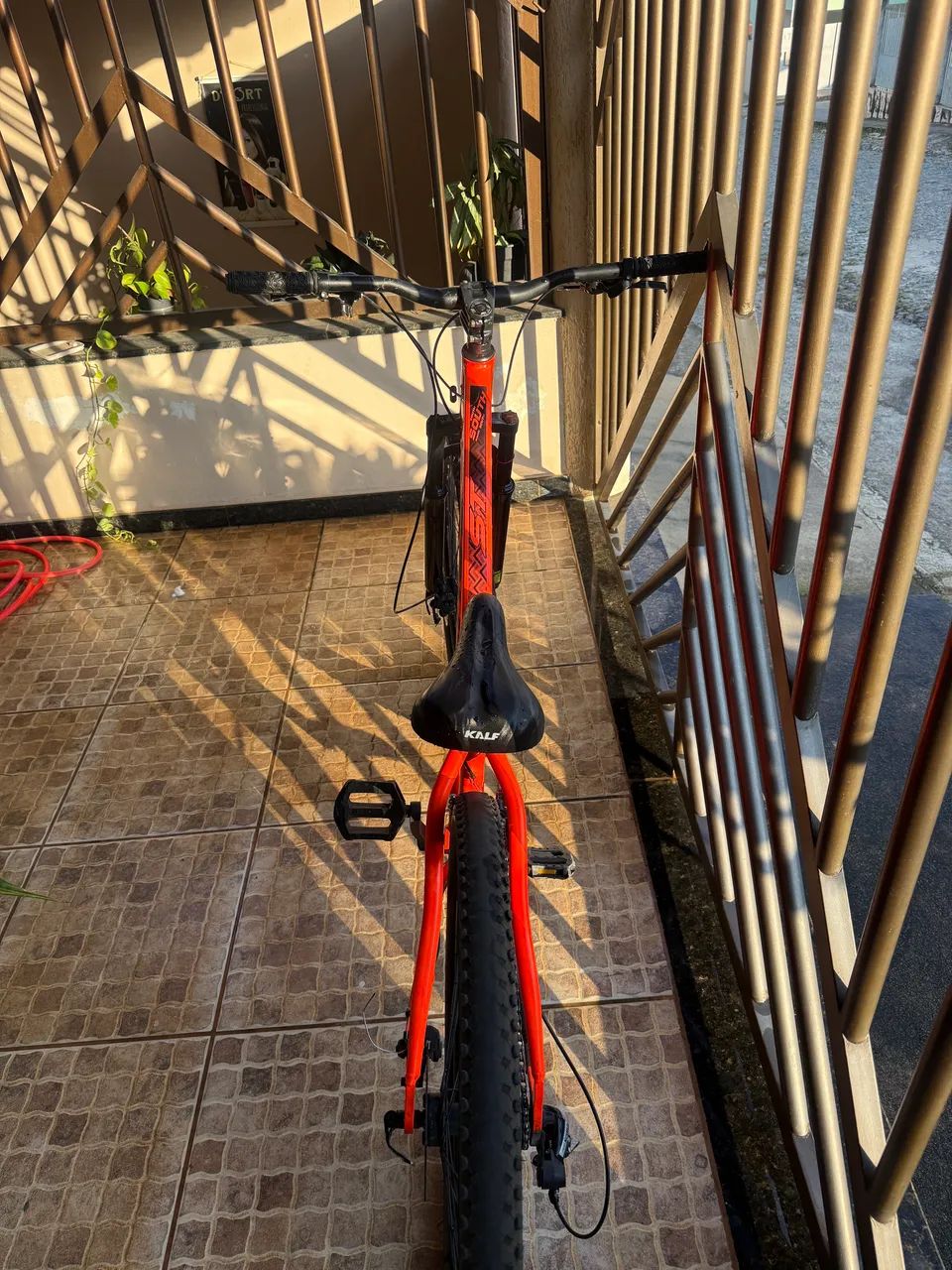vendo bicicleta,aro 29,usada poucas vezes - Foto 4