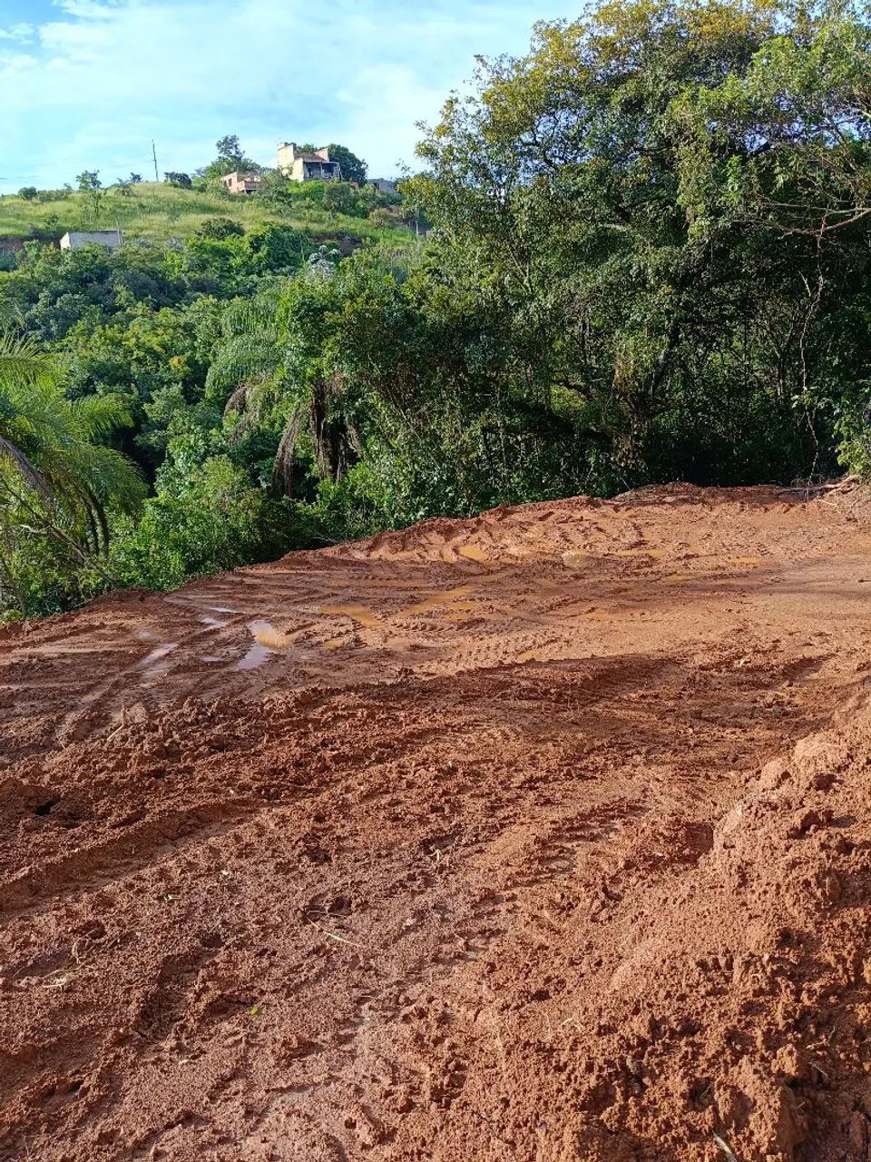 CHÁCARA A VENDA JEQUITIBÁ EM IGARAPÉ.