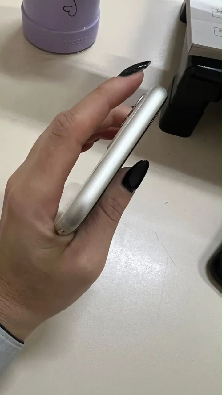 iPhone 11 Branco - 64Gb - Foto 5