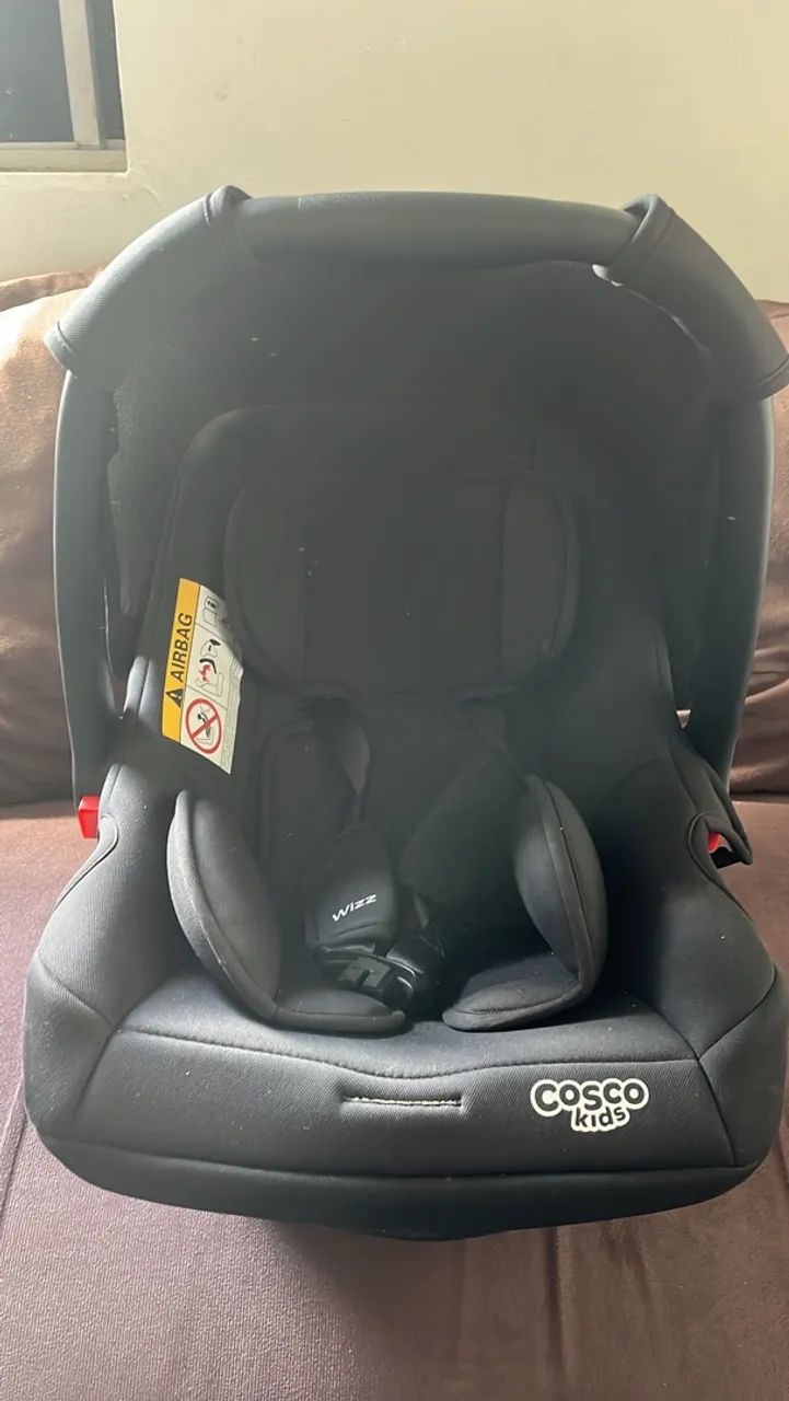 Carrinho de bebe + bebê conforto