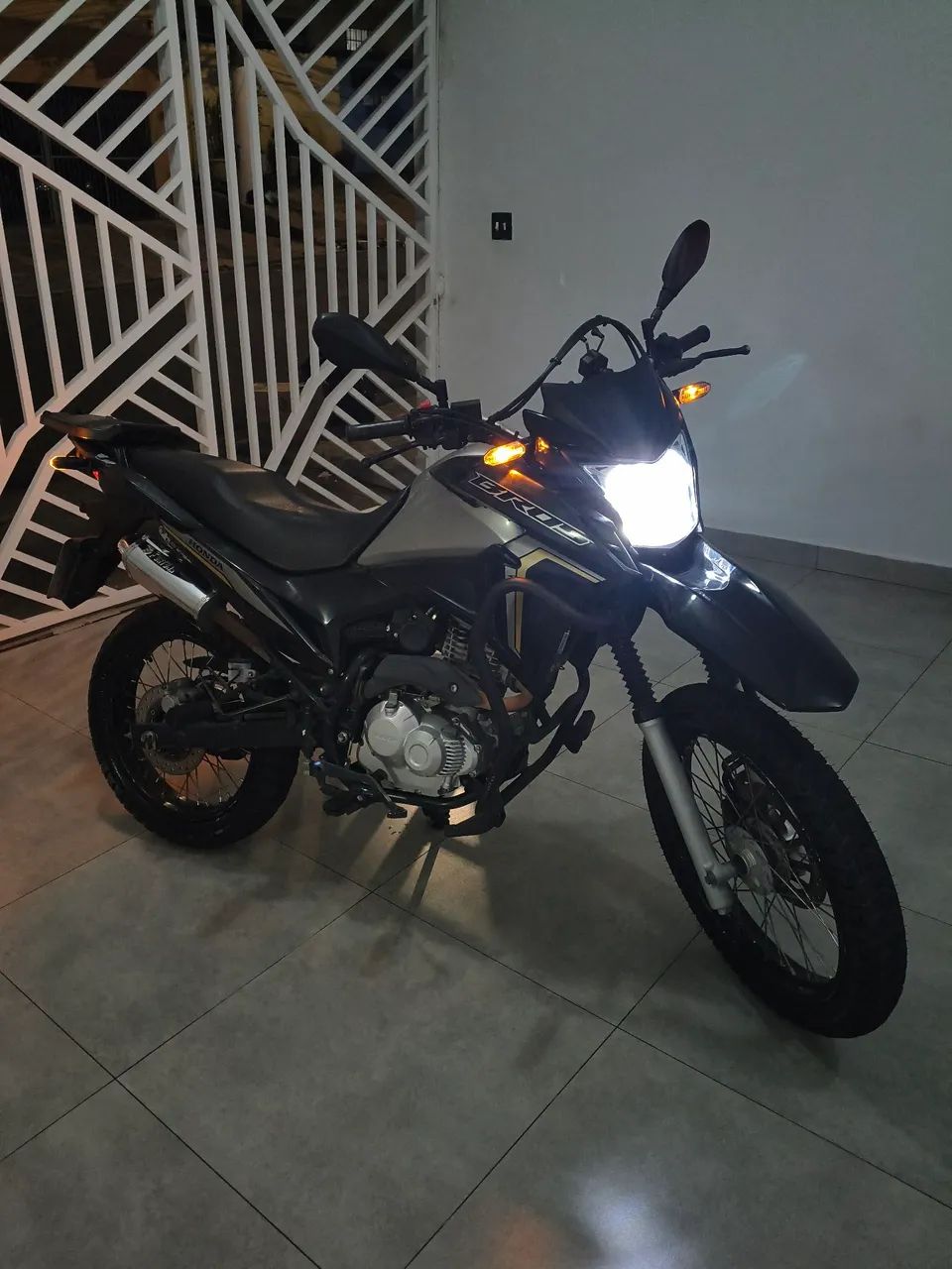 Bros 160 2023 - Foto 2