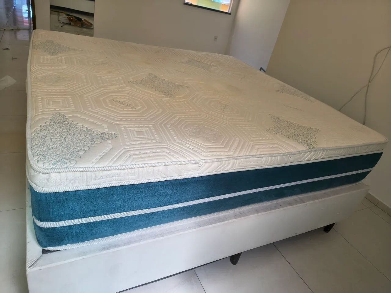 Cama king com cabeceira  - Foto 4
