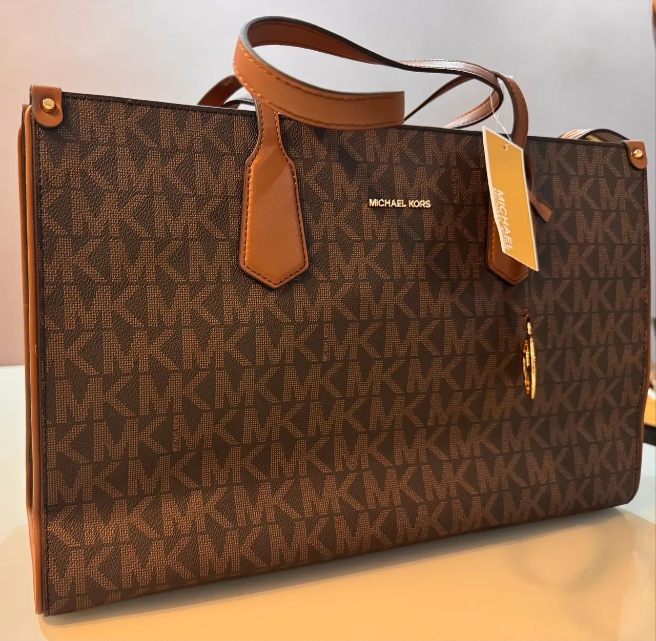 Bolsa grande estilo pasta Michael kors - Foto 2