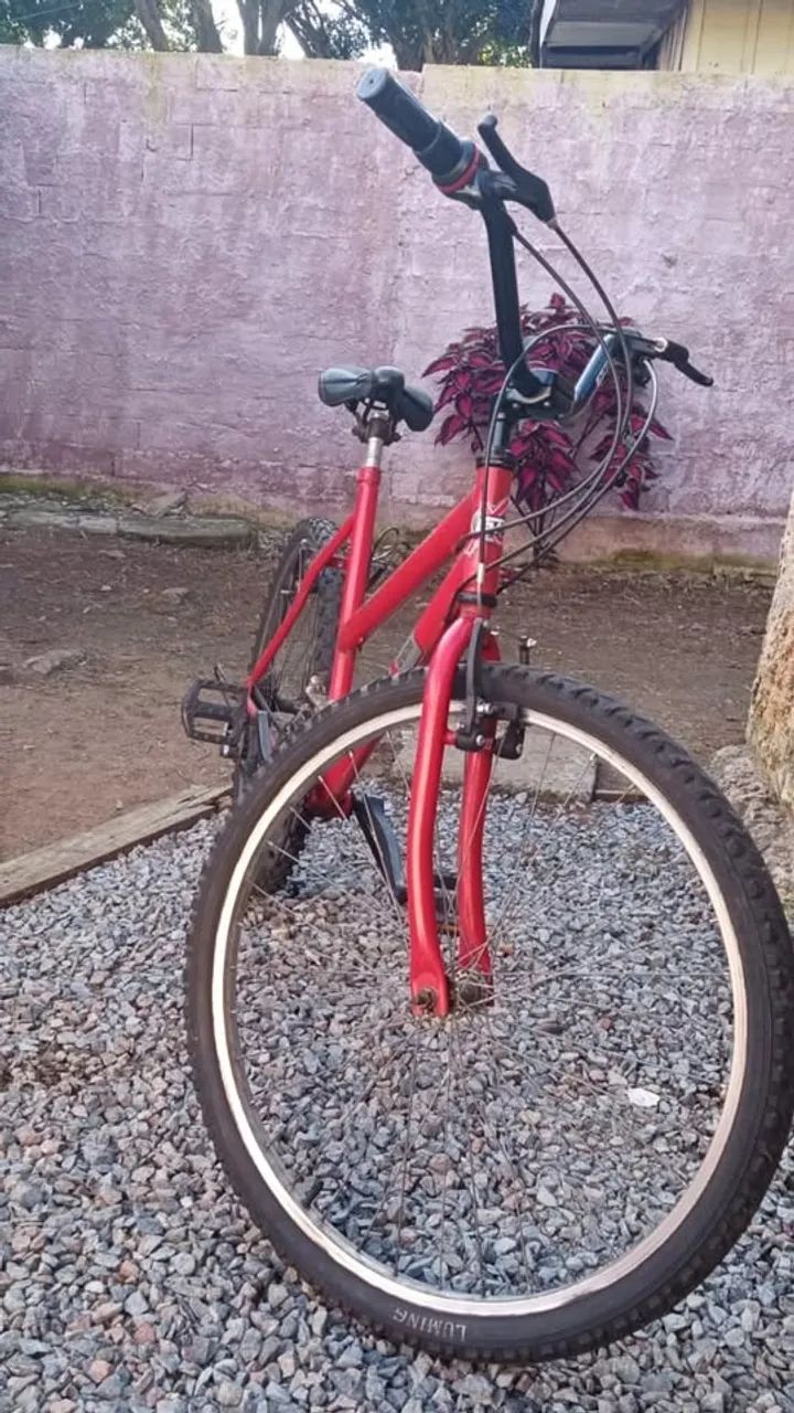 Bicicleta aro 26 com marcha - Foto 2