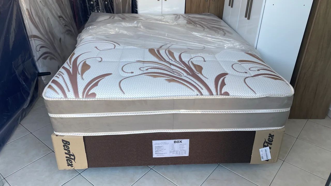 Cama casal Conjunto box 