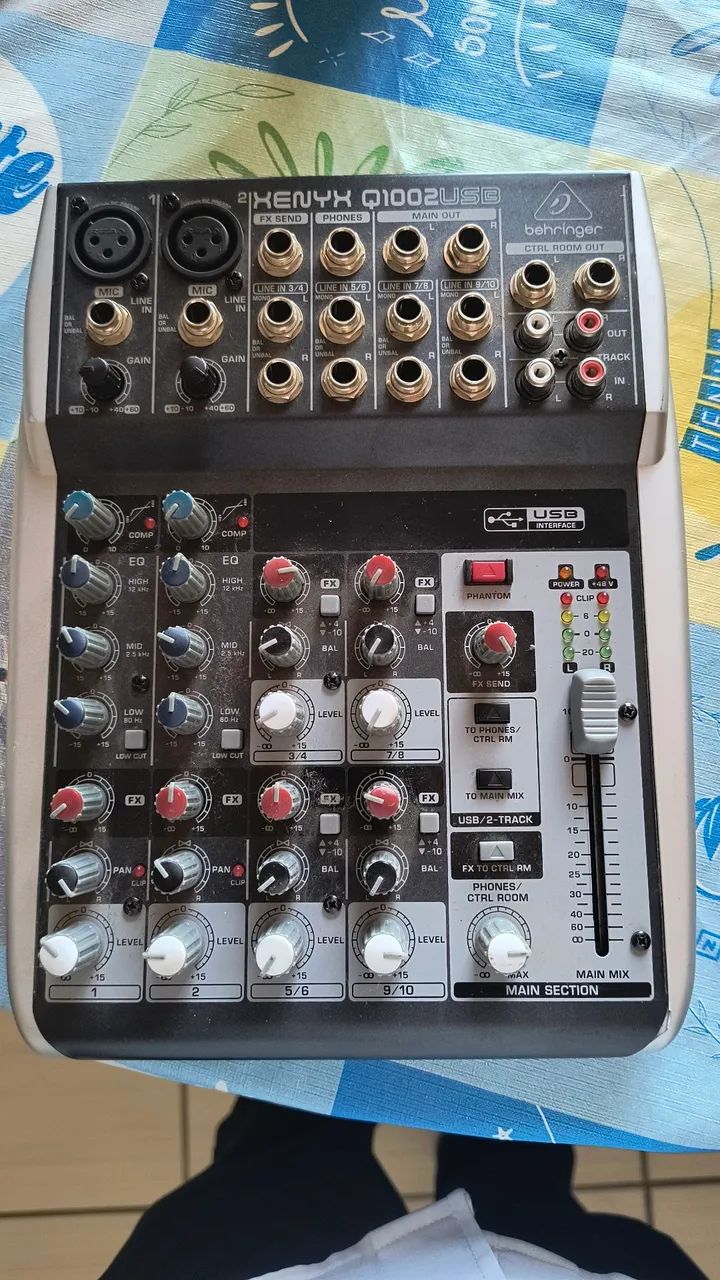  mesa de som behringer xenyx 1002 usb - Foto 2