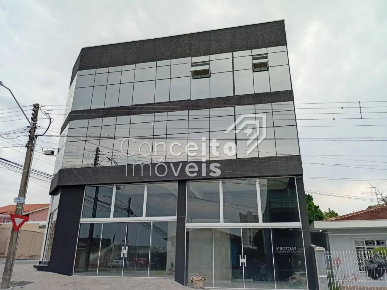 Mall Elegance - Nova Rússia - Sala Comercial 31,41 m²