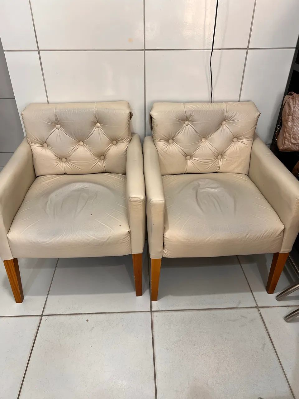 Vendo 6 poltronas 65581377080322125