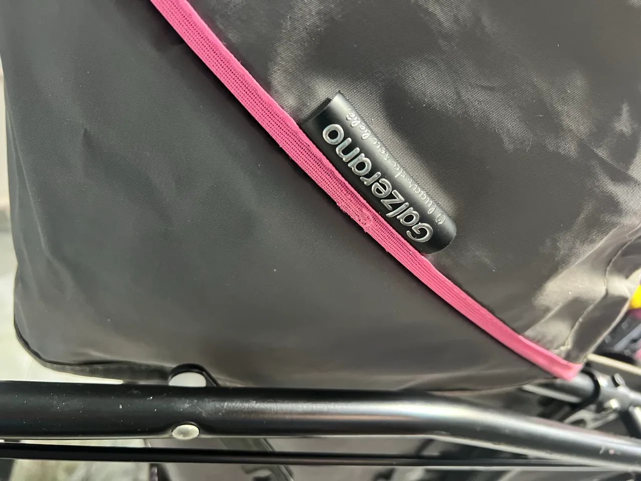 Vendo carrinho de bebê da Galzerano  - Foto 3