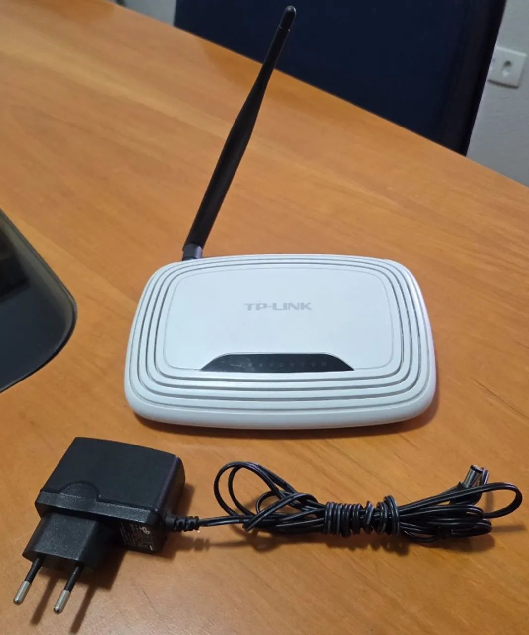 TP-LINK Modelo TL-WR741ND usado e funcionando