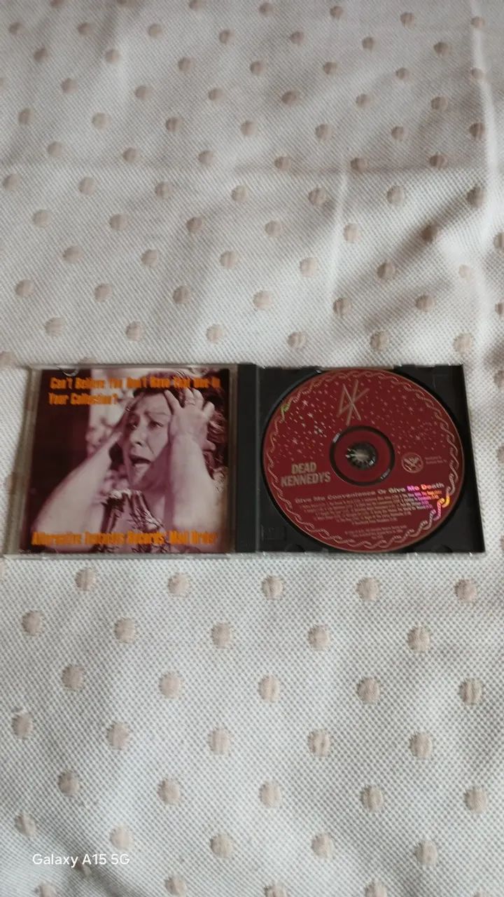 Cd importado do Dead Kennedys - Foto 2