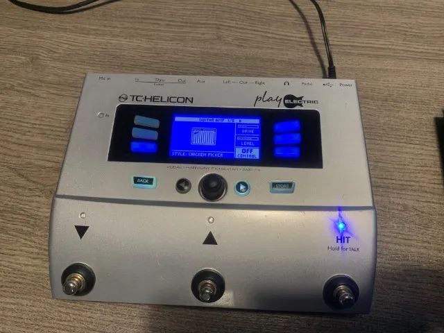 TC Helicon Play Eletric Guitar
