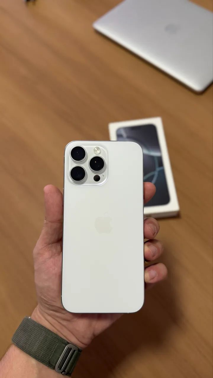 iPhone 16 promax 256GB ホワイトチタニウム 100% iPhone 16 Pro Max 256GB - ホワイトチタニウム（SIMフリー）[整備済