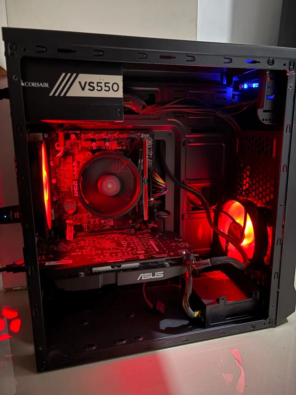 PC Gamer - RX 580 8gb