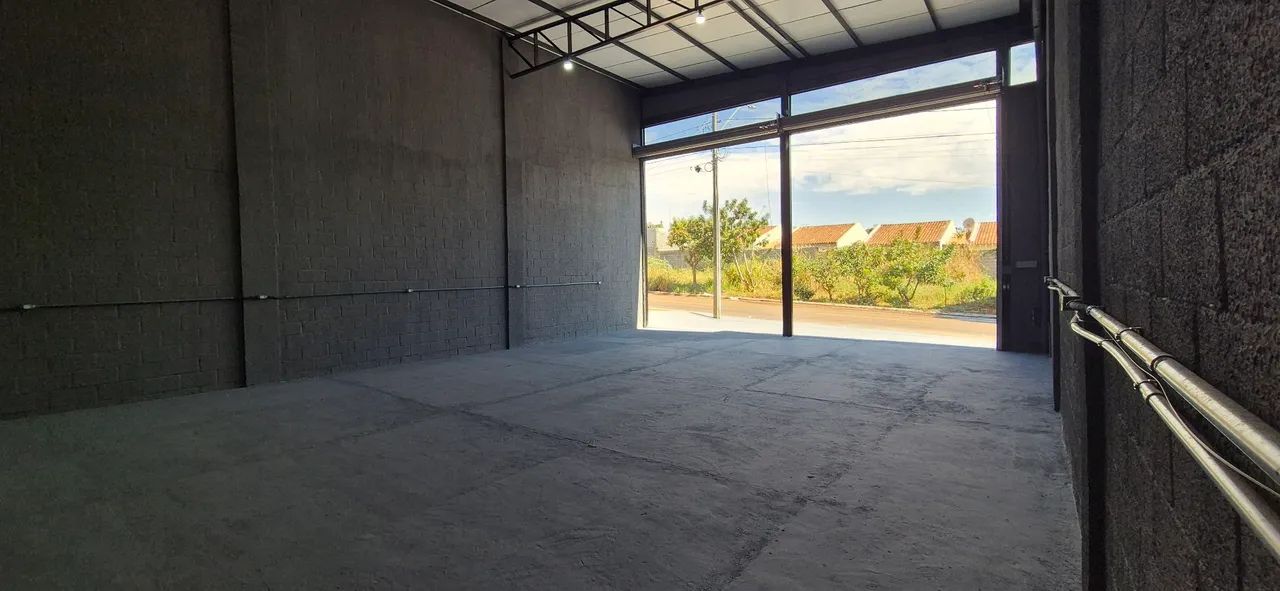 Aluga-se Galpão 200m²  - Foto 5