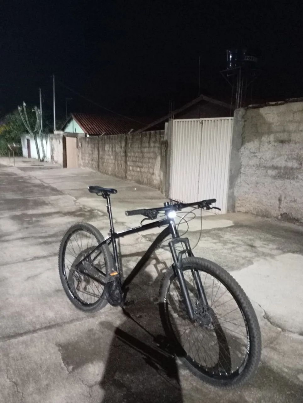 Bicicleta MTB  aro 29 (com defeito) - Foto 3