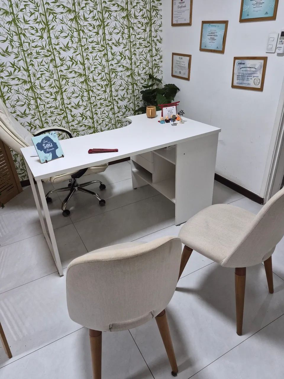 Escrivaninha/ mesa  - Foto 3