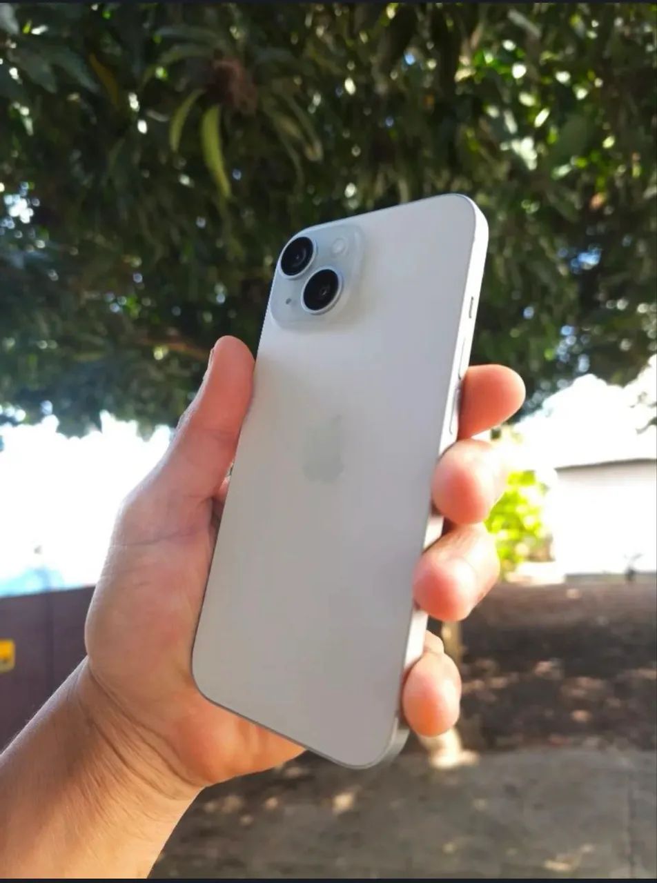 iPhone 15 branco 256 giga - Foto 4