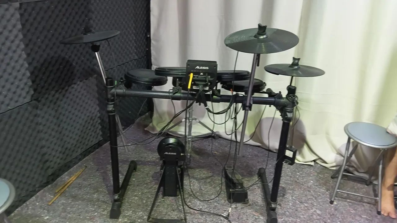 Bateria eletronica Alesis DM6 - Foto 2