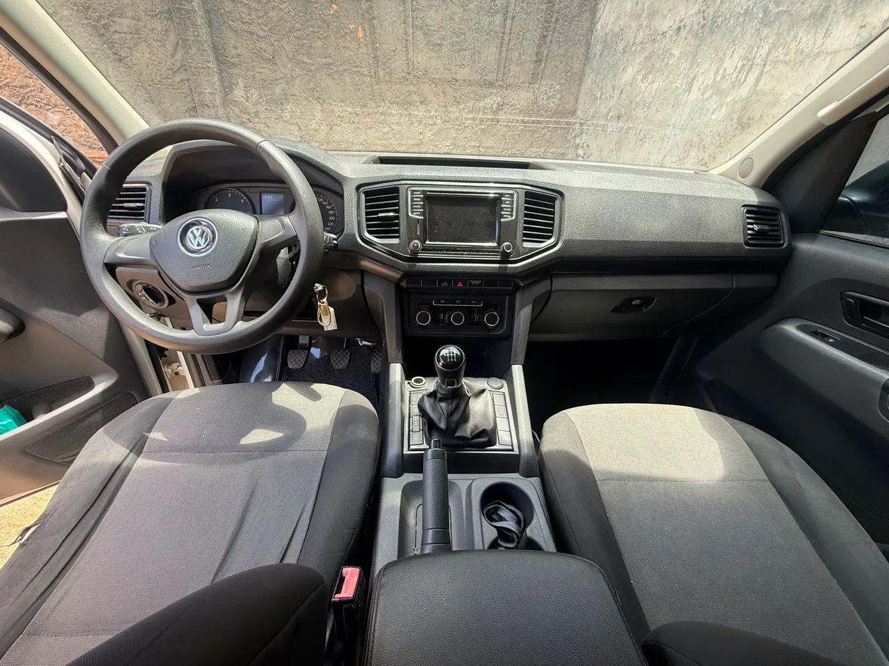 AMAROK 2019 baixa km apenas 71 mil reais contato *