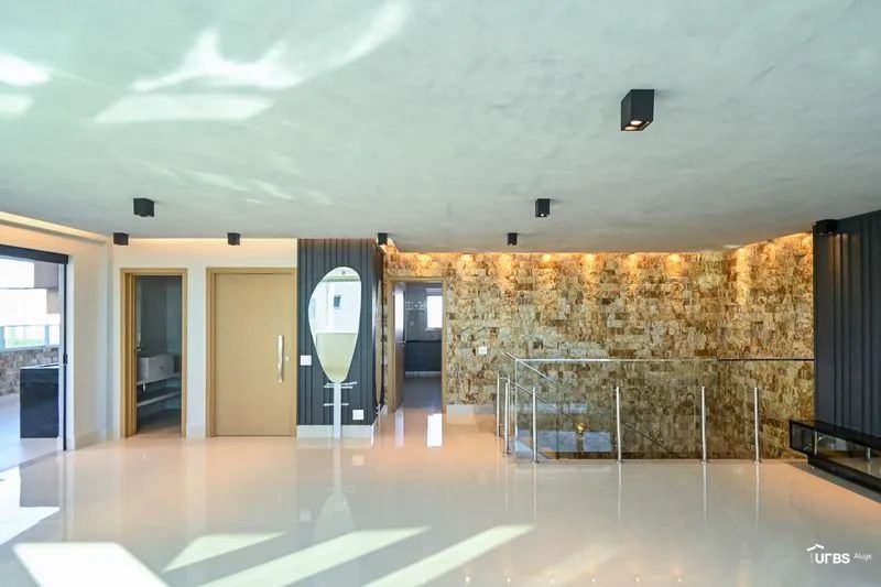 Apartamento, 266 m², 4 qts, 6 banh., 5 vagas, Park Lozandes