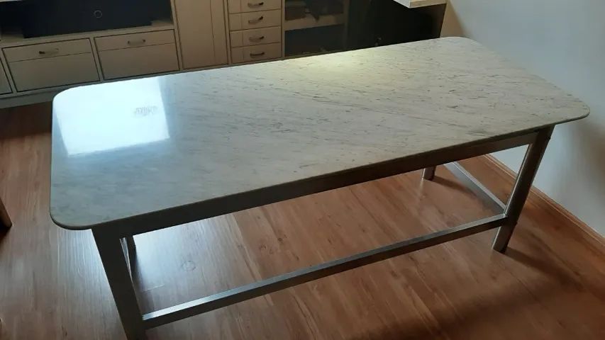 Mesa tampo de mármore Carrara. - Foto 2