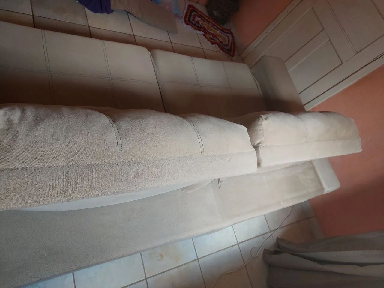 Vende-se, um sofá - Foto 2