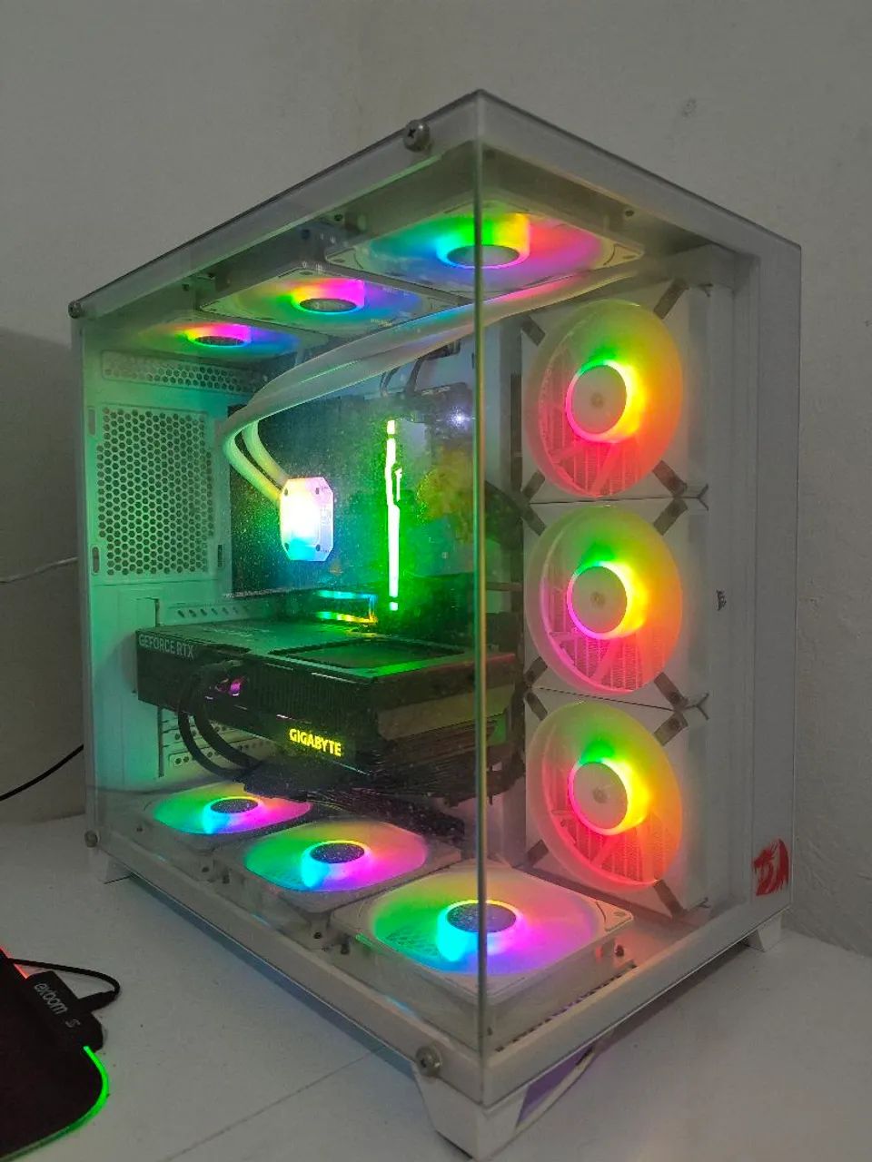 PC GAMER 4070 ti super e AMD 7 7800G