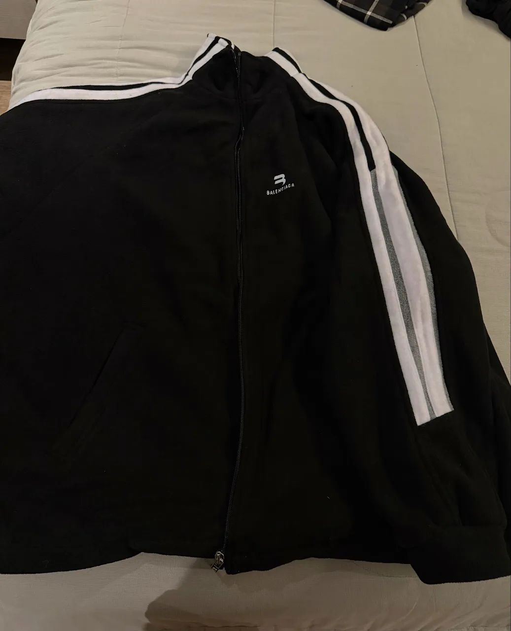 jaqueta balenciaga - Foto 2