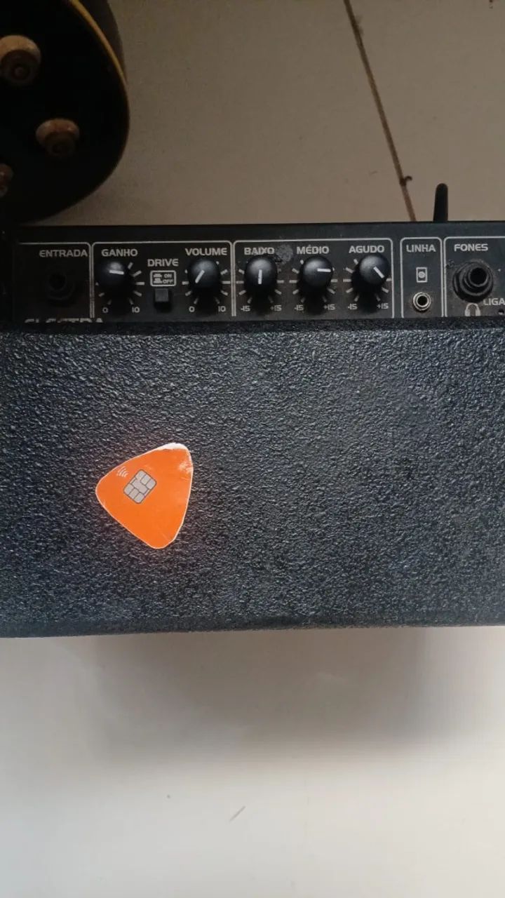guitarra e amplificador